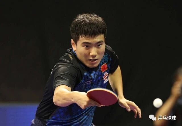 再侧身进攻 再侧身进攻