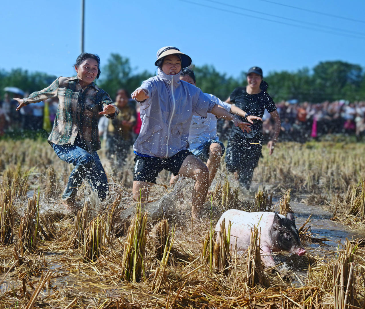 不仅在赛场, 罗俊涵摄