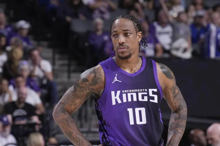 德罗赞公开, 定猛不少 德罗赞公开, 定猛不少