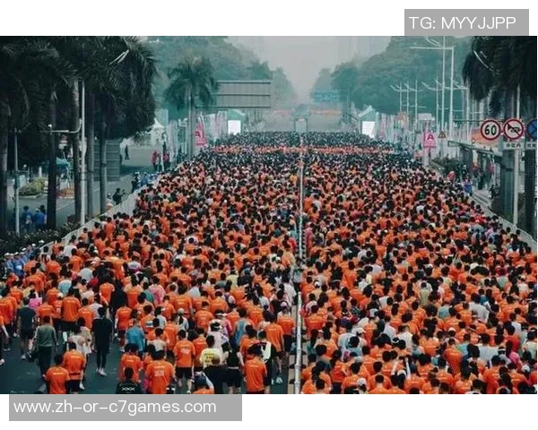 2025南宁马拉松赛 ｜ 文明与热心共舞 奔驰与温情同行