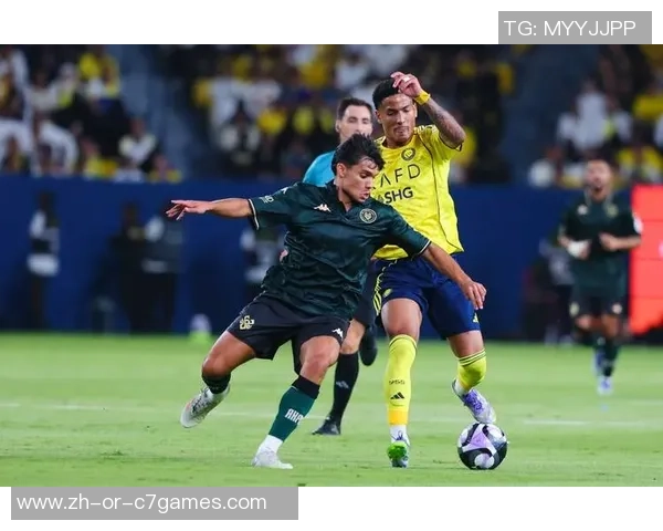 40岁C罗倒钩惊呆队友，菲利克斯传射，利雅得成功4-1夺九连胜领跑